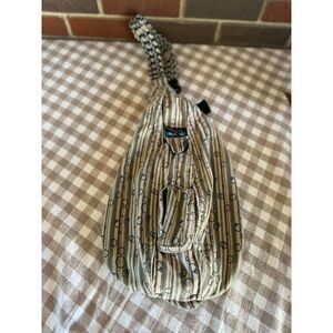 KAVU Sling Bag Strap Crossbody Bag Striped Circle Pattern rope sling bag